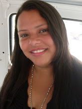 Cantora Adriana Mello