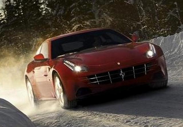 Nova Ferrari FF 2012 na neve - frente