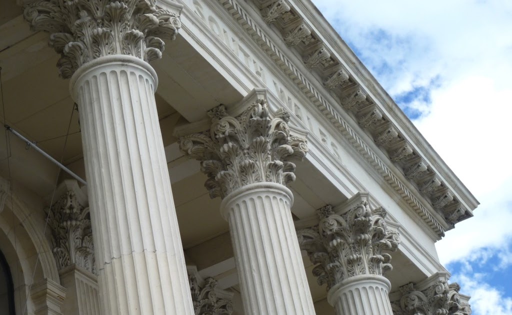 House Construction Without Pillars