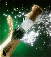 [champagne2_g.jpg]