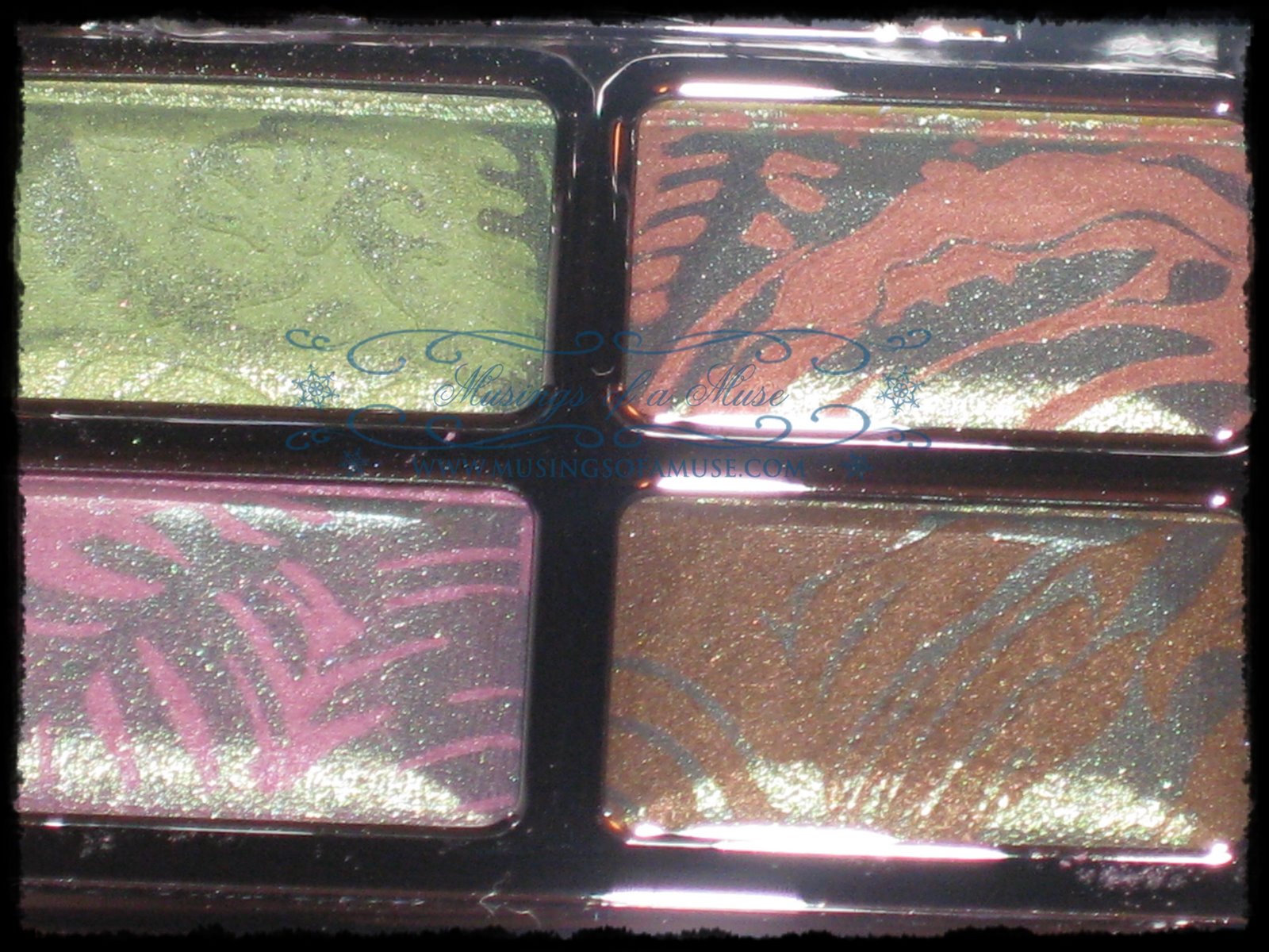 [Guerlain+Paradise+Exotique+Eyeshadow+Palette+6.jpg]