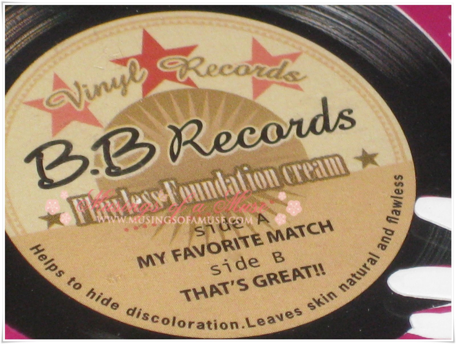 [Shills+Flawless+Foundation+Cream+2.jpg]