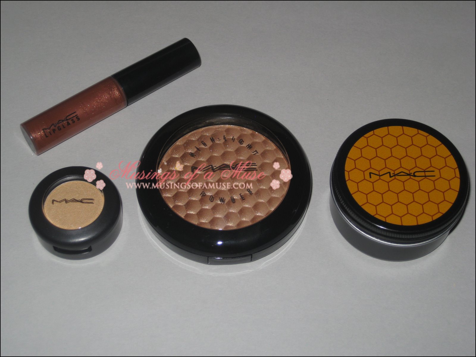 [MAC+Naked+Honey+Pictures+and+Swatches+1.JPG]