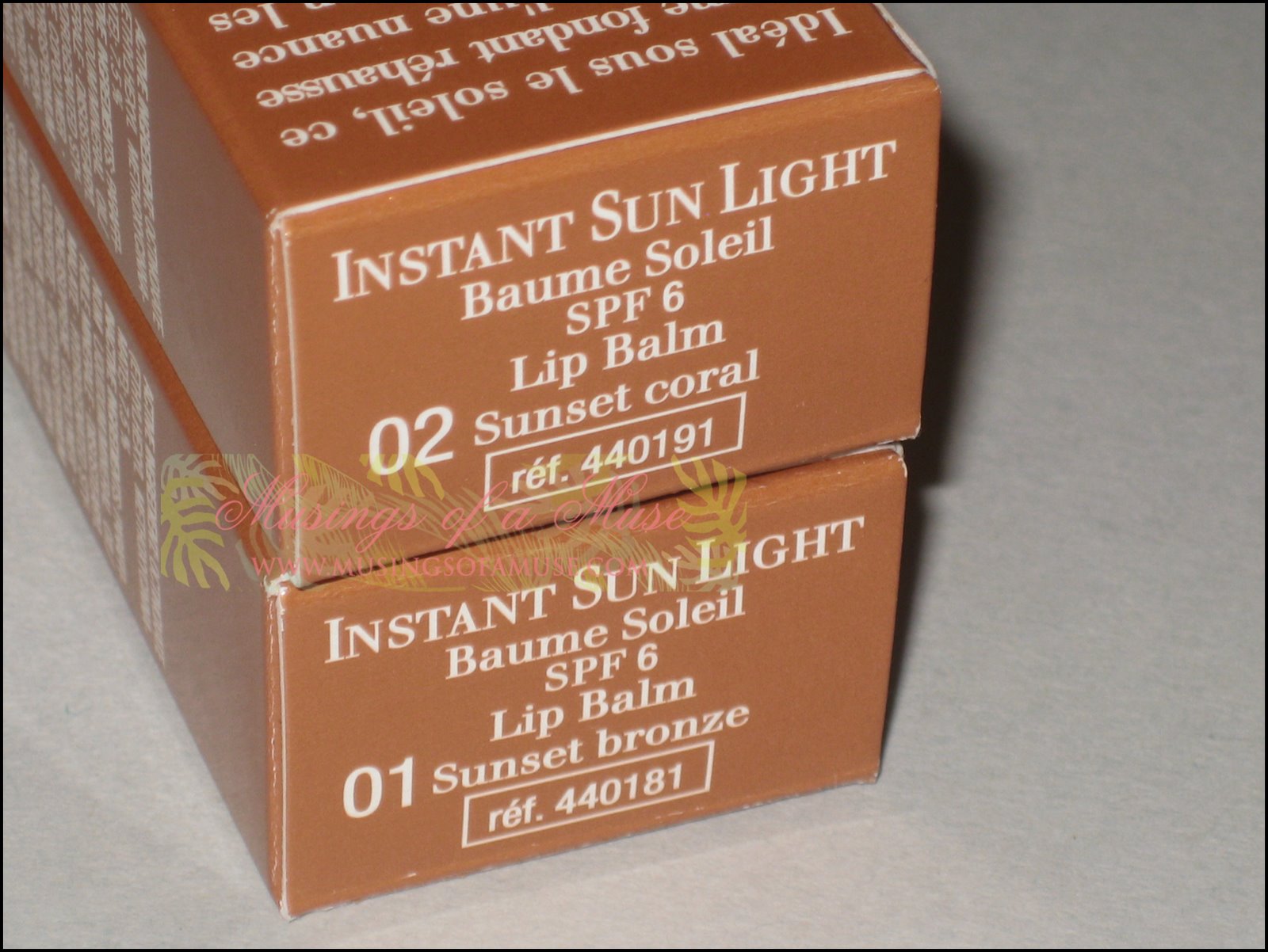 [Clarins+Instant+Sun+Light+Lip+Balm+002.JPG]