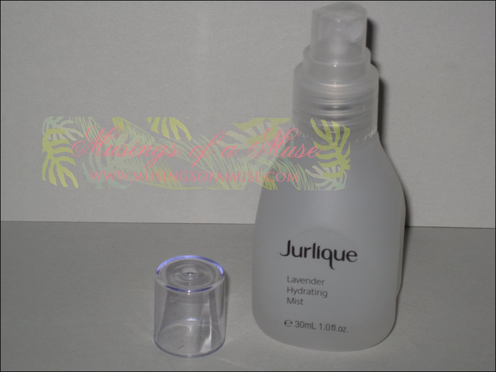 [Jurlique+Lavender+Hydrating+Mist+7.JPG]