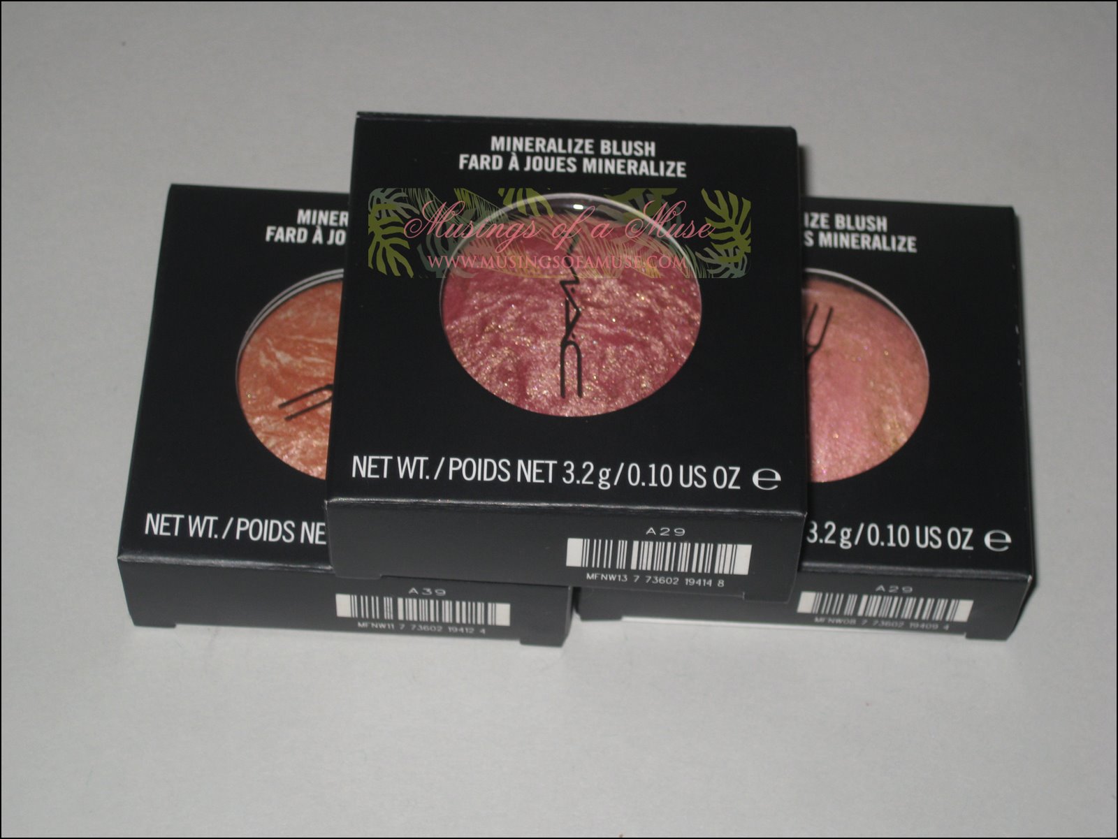 [MAC+Colour+Craft+MAC+Mineralized+Blushes+3.JPG]