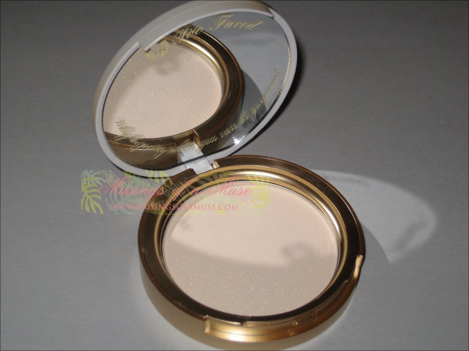 [Too+Faced+Absolutely+Invisible+Candlelight4.JPG]