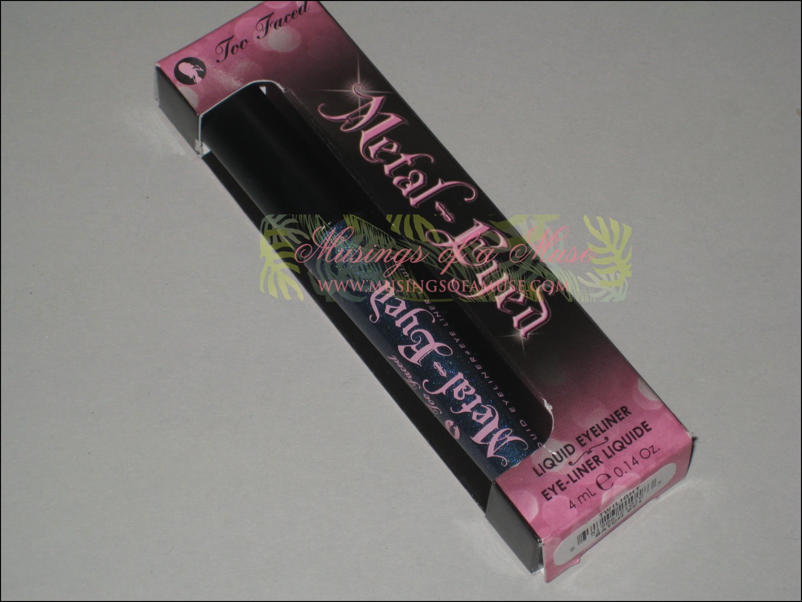 [Too+Faced+Metal+Eyed+Liquid+Eyeliner+015.JPG]