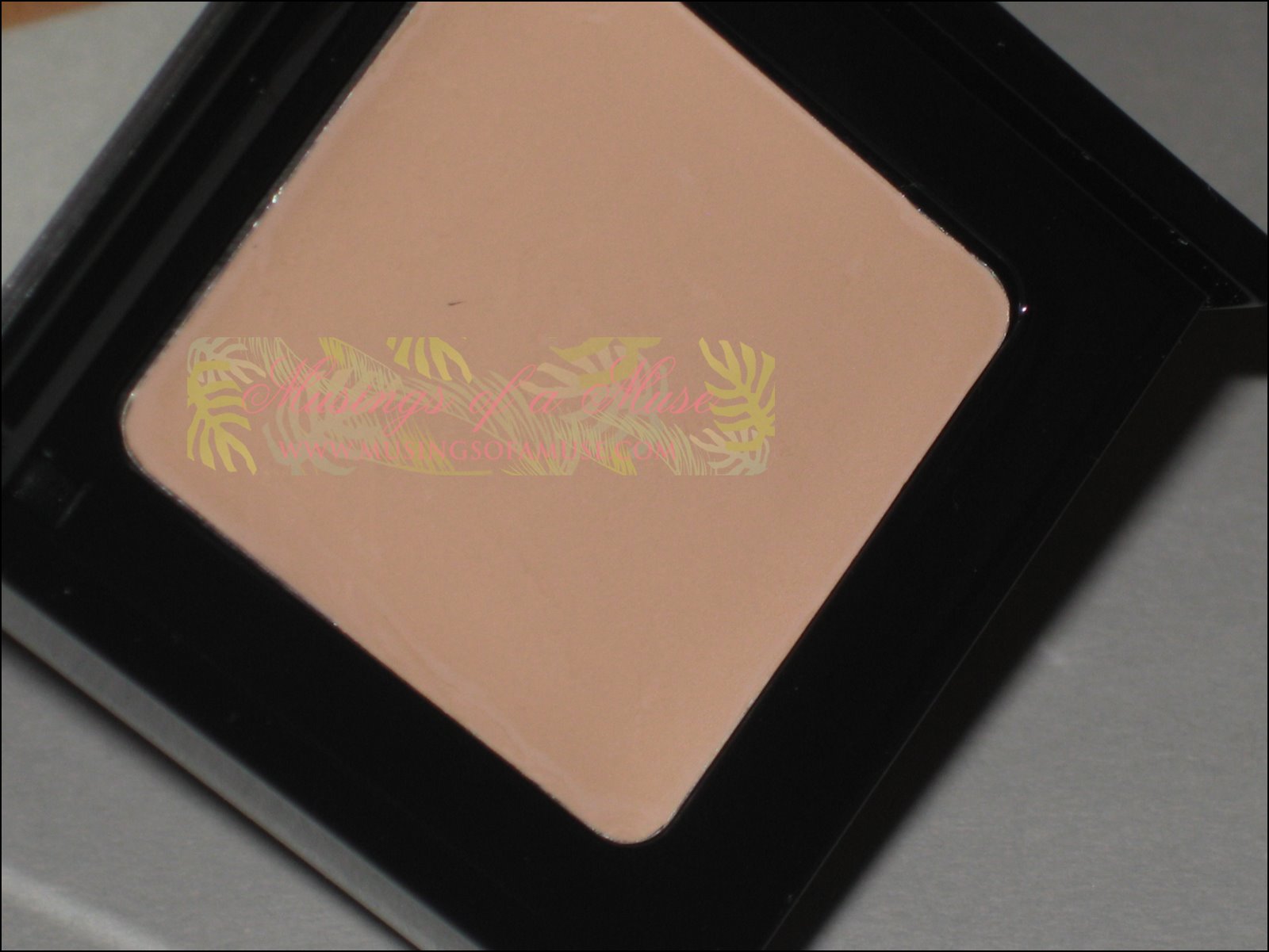 [Kevin+Beautymaker+Aqua+Eye+Concealer+005.jpg]