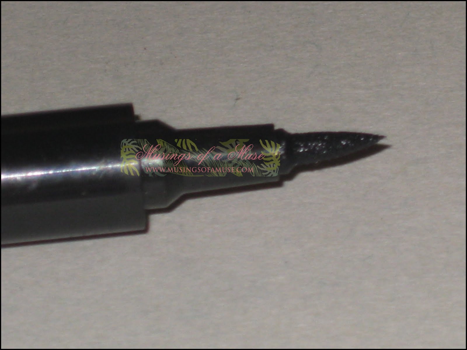 [Milani+Eye+Tech+Liquid+Eye+Line5.JPG]