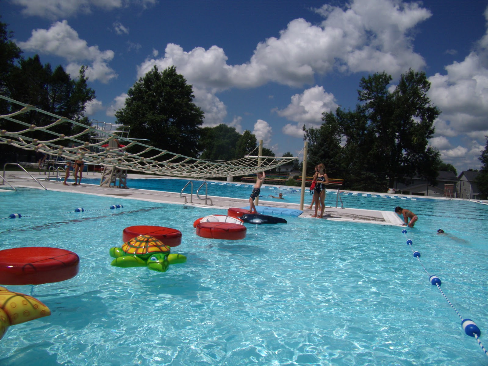 Williams Family Grinnell Mutual Family Aquatic Center