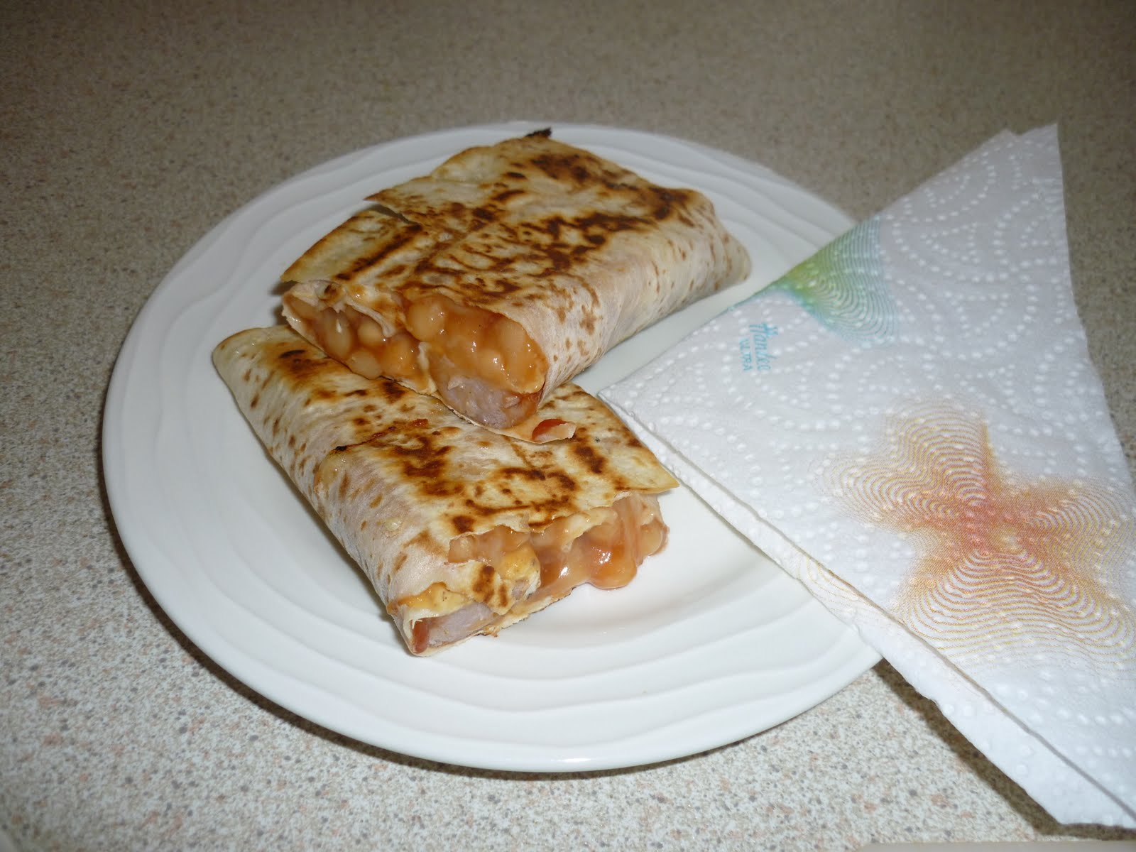 Rachel's Recipes the Weight Watchers Way Sausage, Baked Bean & Cheese wrap