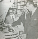 JK na fábrica da Vemag em 1956.