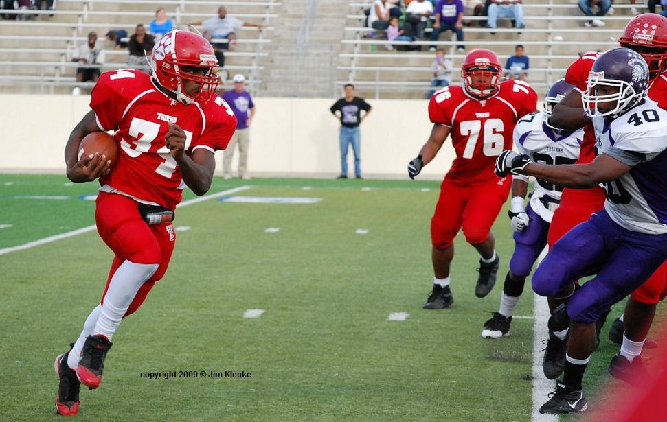 Terrell Daily Photo: Terrell Tiger shots Terrell Daily Photo: Terrell Tiger shots