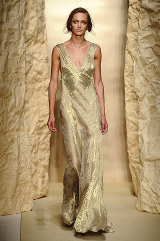 WobiSobi: Everything you LOVE about Donna Karan. 2011 Spring Collection.