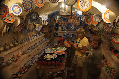 Plate bazaar in Avanos