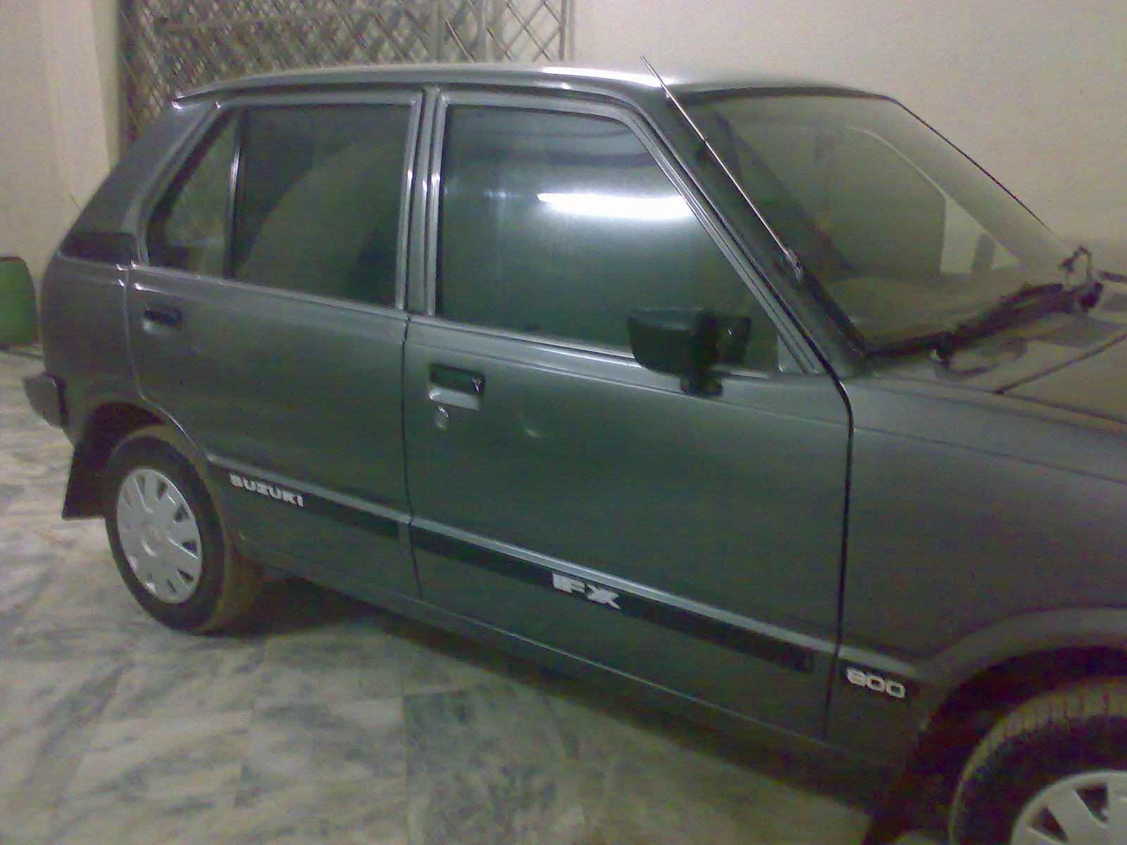 MOTOR CAR PICTURES: FX