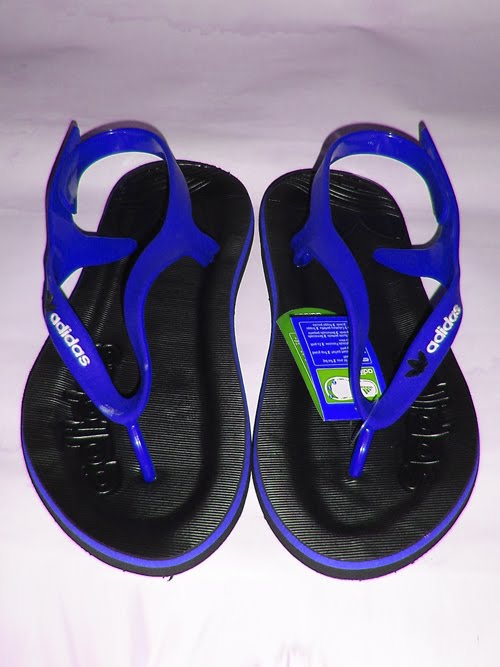 Sendal Biru