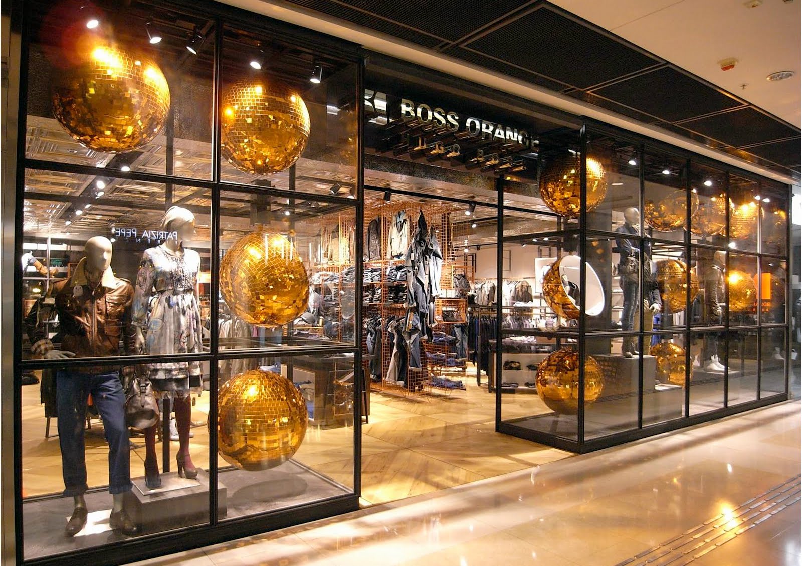 THE THINGS WE LIKE, MAKE & DO Hugo Boss Christmas Disco Ball Window