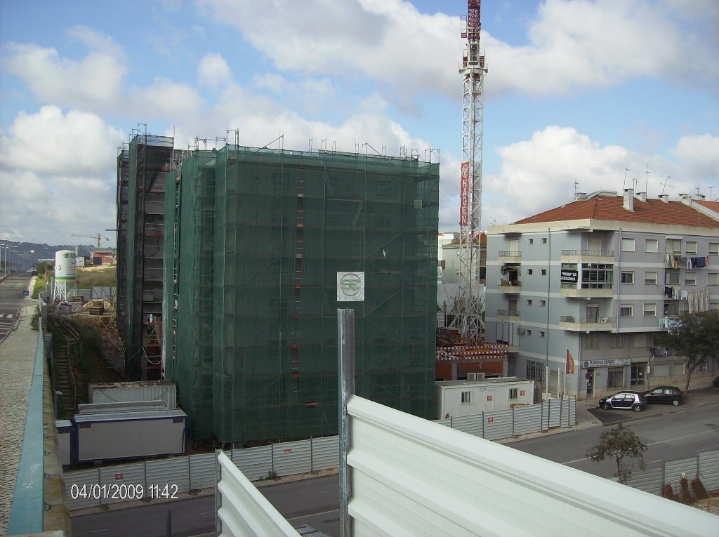 [04-01-2009+(1).JPG]