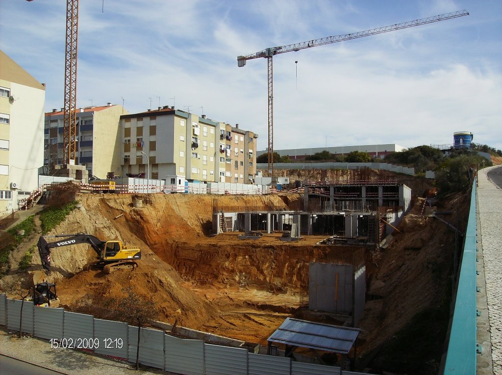 [Outros+muros+-+15-02-2009+(2).JPG]