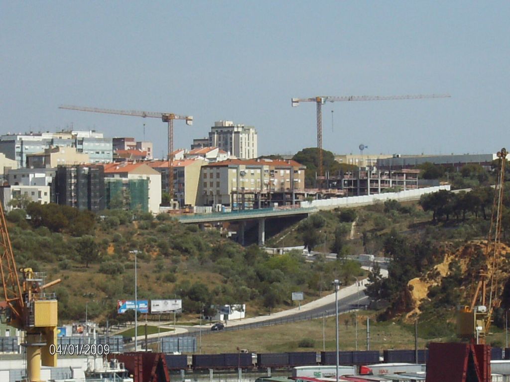 [Pela+frente+do+'Muro'.JPG]