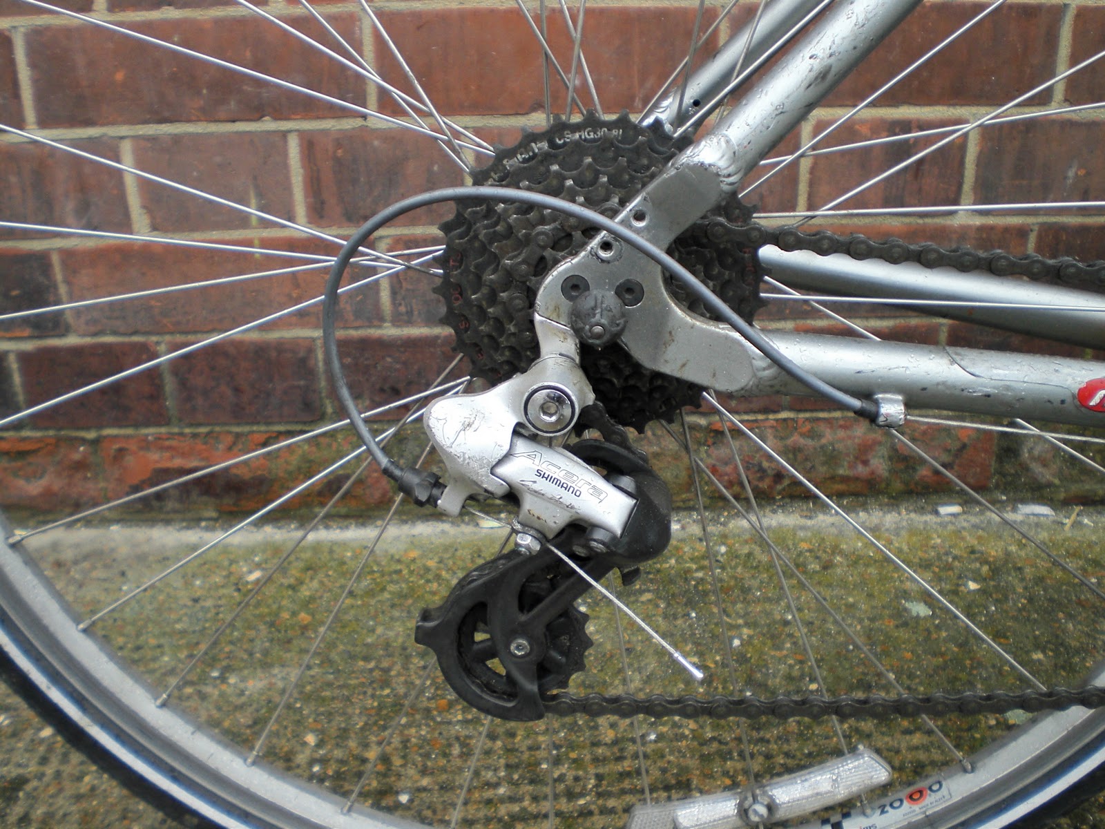 Squeaky Chains eBay Sale...Silver Hybrid Ridgeback Ladies Bike SOLD