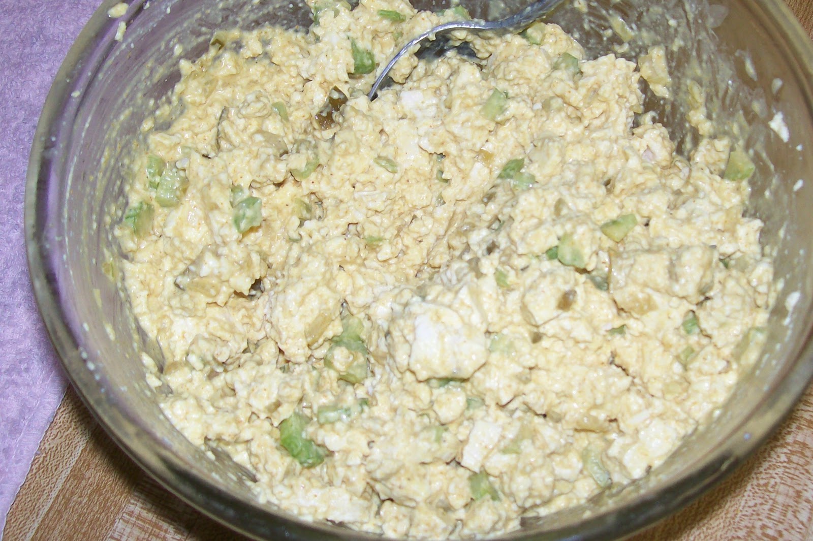 Glo's Kitchen Eggless Egg Salad