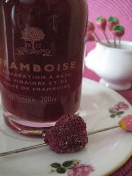 [KücheFrambiose_nah.JPG]