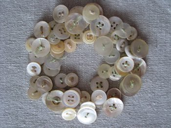 [Knopfherz_Knöpfe.JPG]