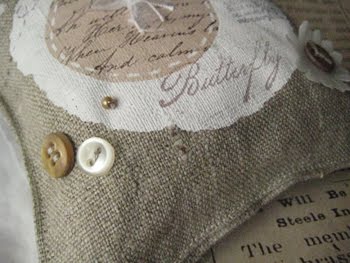 [KissenButterfly_unten.JPG]