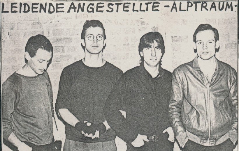 [cover1+-+Kopie.jpg]