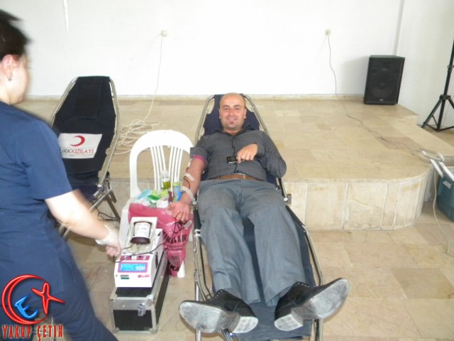 Bozkır Kızılay Merkezi Belediye Salonunda Kan Bağışı Topladı