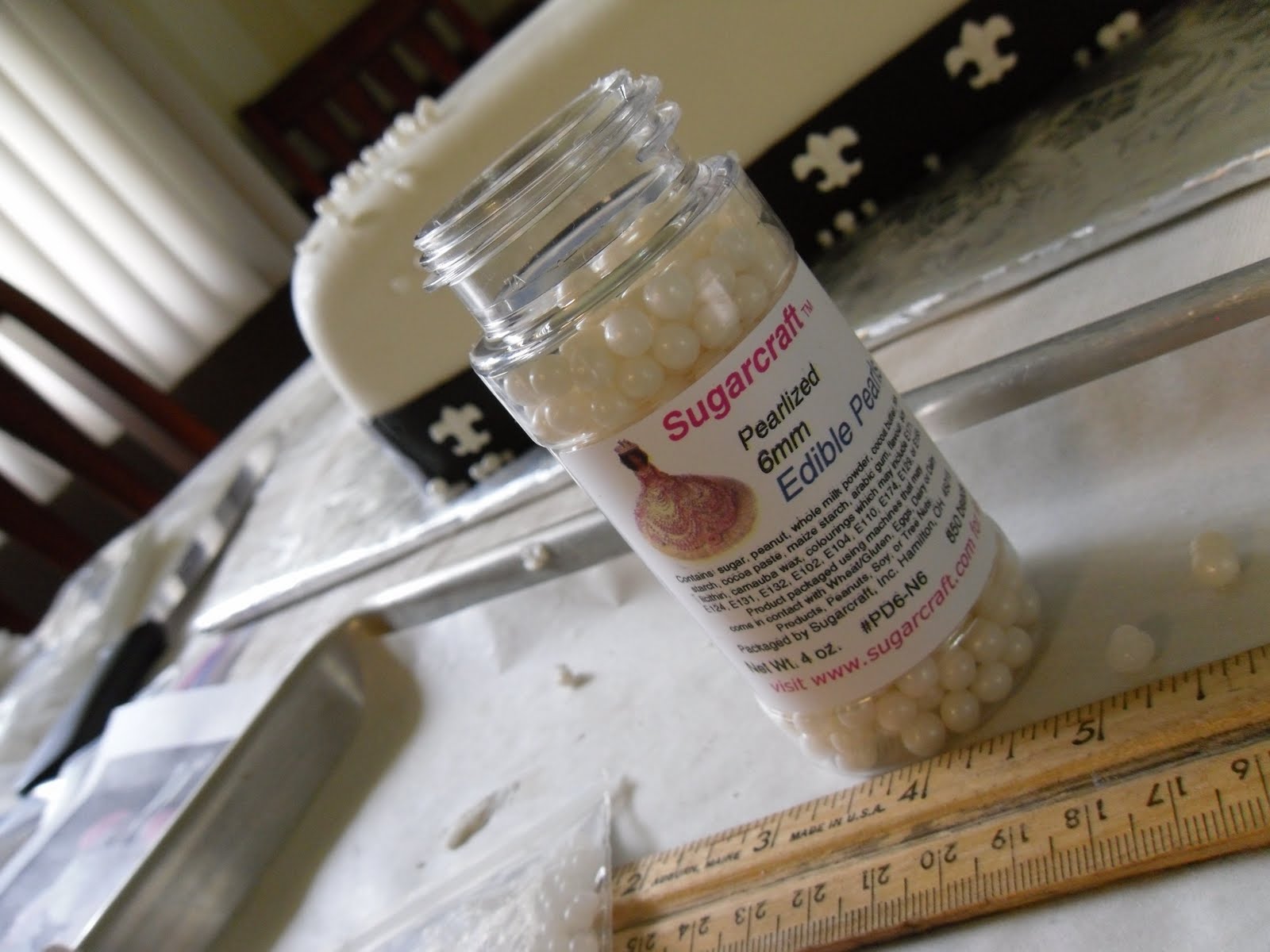 Cake Concepts by Cathy: Edible pearls