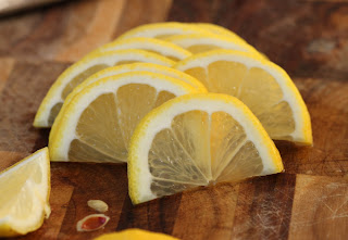 http://2.bp.blogspot.com/_CvlpDwgQnhg/TT0FbrILNqI/AAAAAAAACL4/ewOx3tKdcJQ/s1600/lemon+slice+2.jpg
