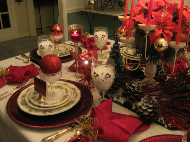 ~Tablescapes By Diane~: December 2010