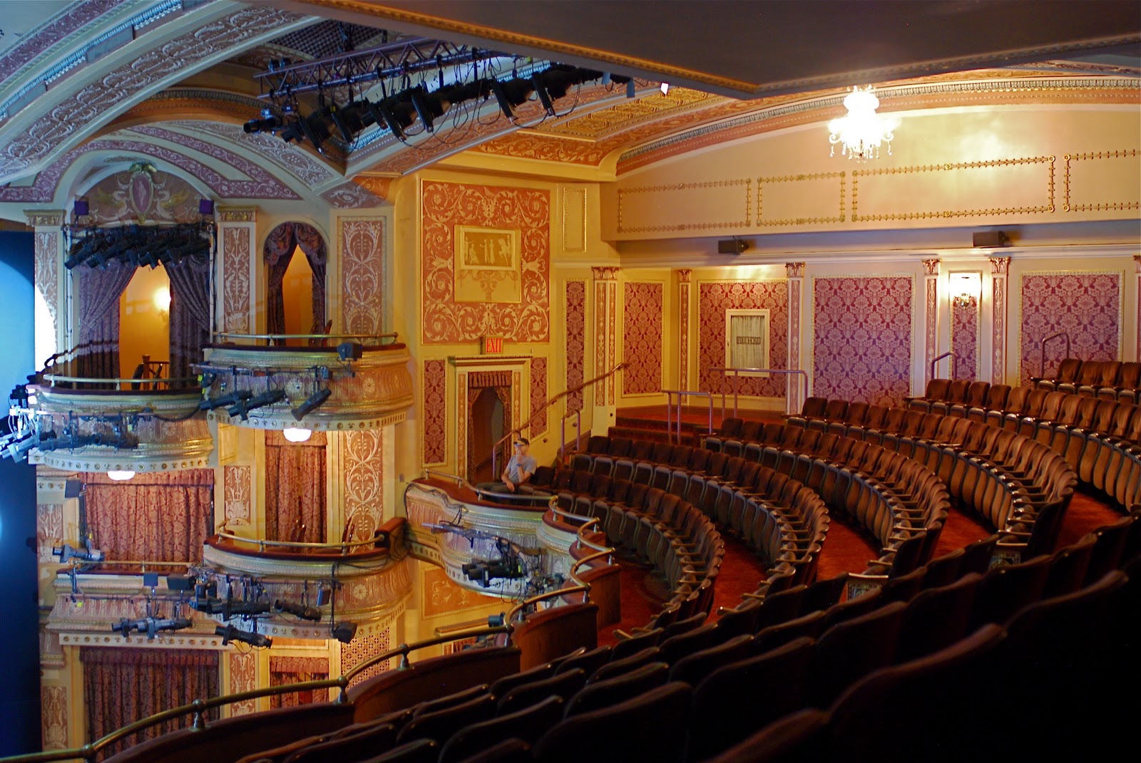 Broadway Open House Theatre Tours - Winter Garden (Mamma Mia) and August Wi...
