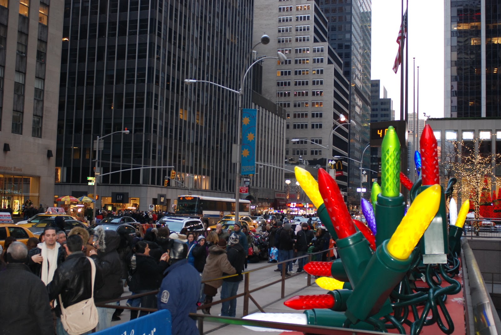NYC ♥ NYC Christmas Holiday Decorations on Sixth Avenue