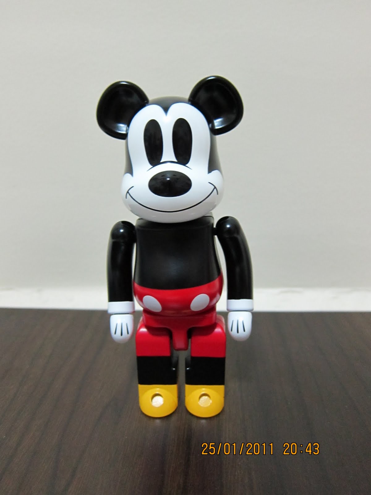 Lulu Loves Be@rbrick: Mickey Mouse 200% Be@rbrick