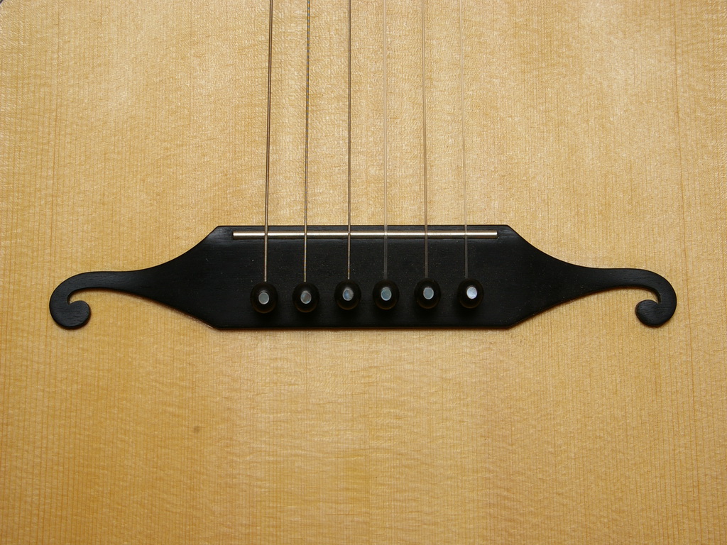 Roseberry Guitars Zero Frets and Metal Saddles.