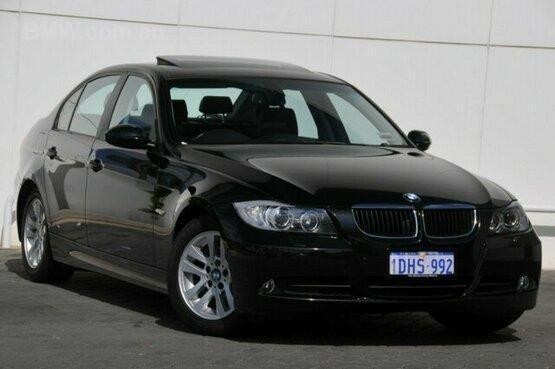 Used BMW: 2007 BMW 320i Black