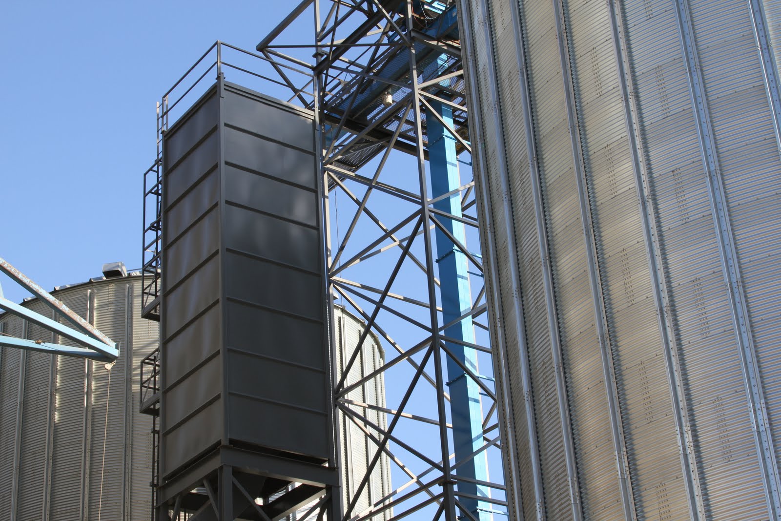 Oh, the Urbanity (hehe) Bismarck Elevator in Wilton