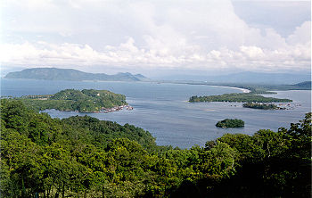 Wisataku: Pulau Roon