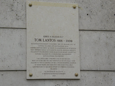 memorial tablet, Tom Lantos, Budapest,  Hungarian-American Congressman, Szent István park 25, XIII kerület, XIII. ker,  képviselő, USA, plaque, memorial tablet 