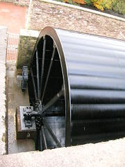 waterwheel: Types of water wheels