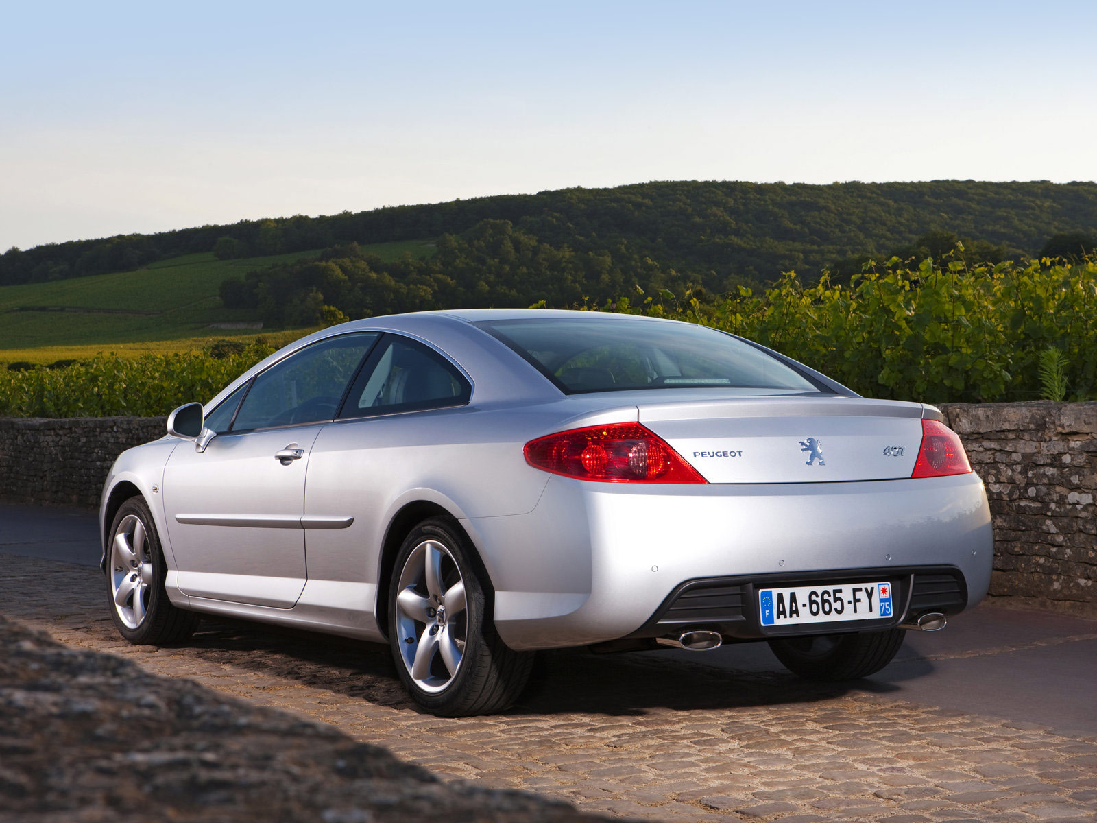 407 Coupe 2010 PEUGEOT insurance informations pictures