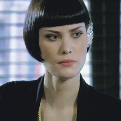 http://2.bp.blogspot.com/_DEW9yAVs4bA/THJ42WpM8oI/AAAAAAAAAYQ/XdOlBEnv_Ek/s400/brinco+asas+melina.jpg