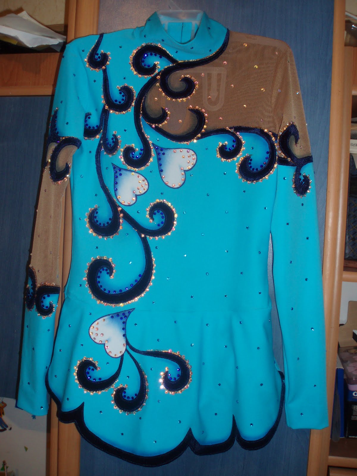 Купальники для художественной гимнастики от Елены Макаревич: купальники ...