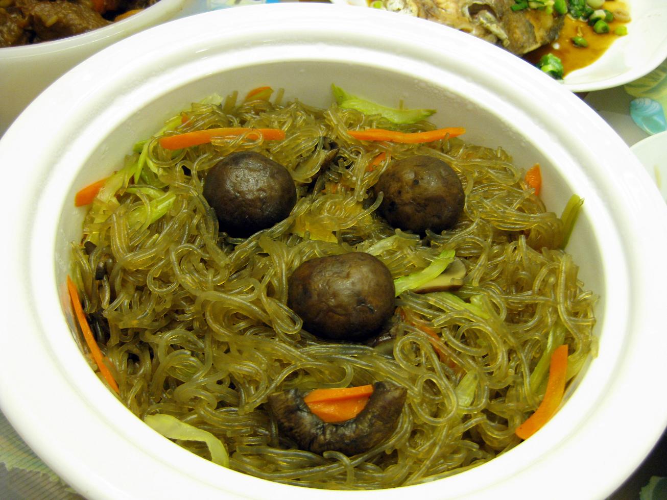 [herro-noodles.JPG]