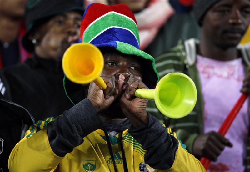 vuvuzela_supporter_sud-africain.jpg